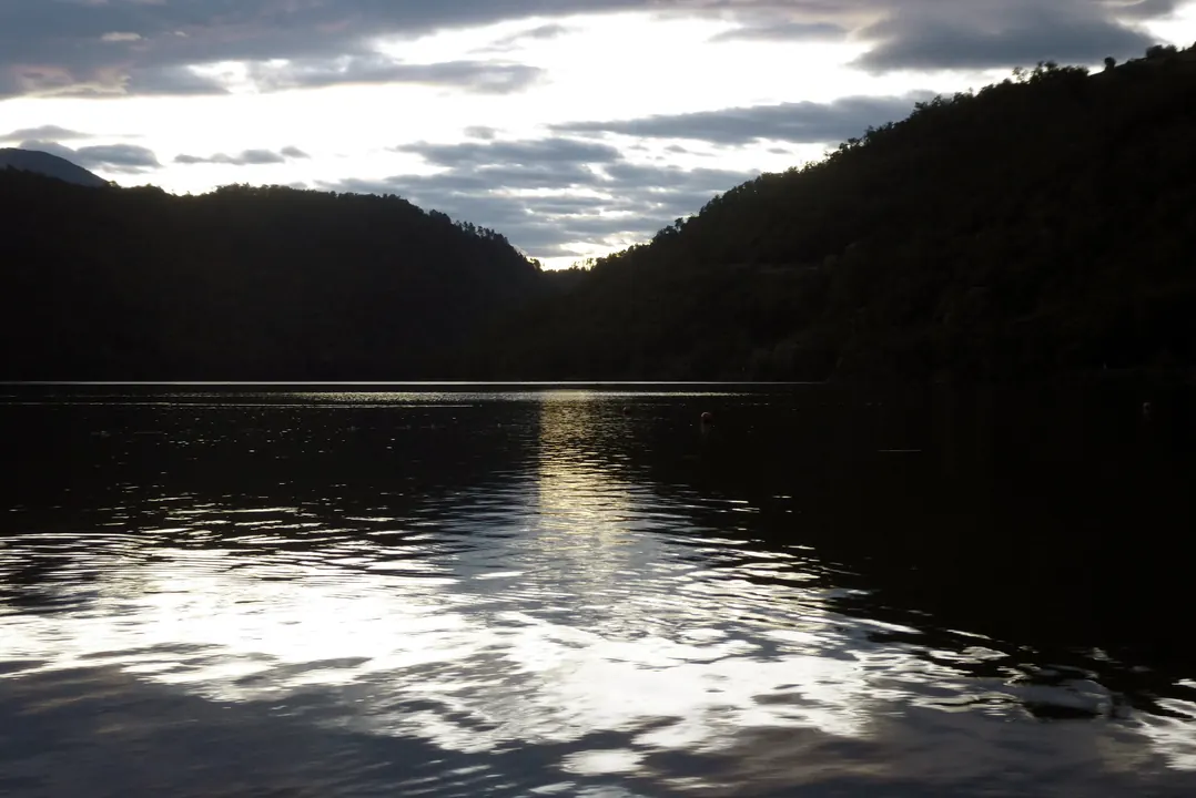 Panorama Lago di Levico. Vista dei dintorni da Casa Nausicaa a Costasavina, Pergine Valsugana